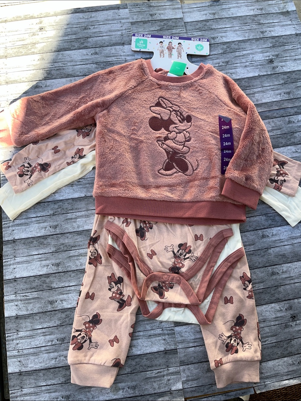 Disney Minnie Mouse Mauve Terry 4Piece  Set